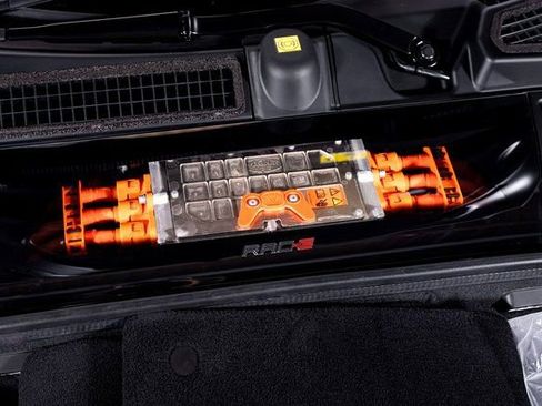 Certified 2025 Ferrari SF90 Spider image 16