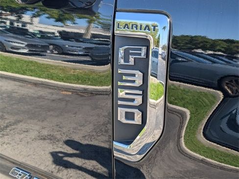 Used 2022 Ford F350 Lariat w/ Lariat Ultimate Package image 16