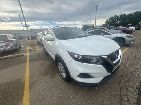 Used 2020 Nissan Rogue Sport S FWD image 1