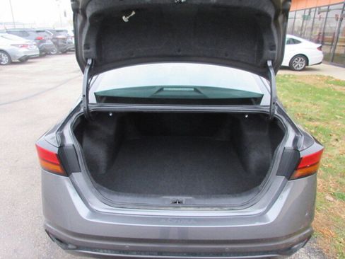 Used 2024 Nissan Altima 2.5 SV image 25