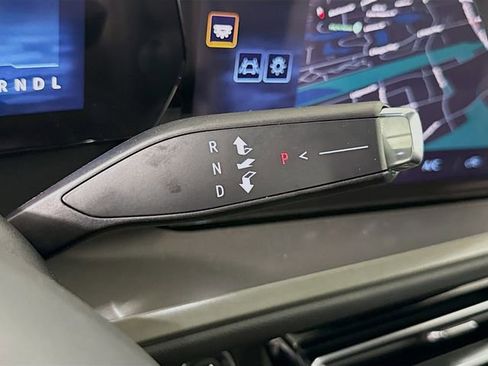 New 2026 Chevrolet Traverse LT image 17