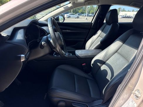 Used 2024 MAZDA MAZDA3 s FWD image 12