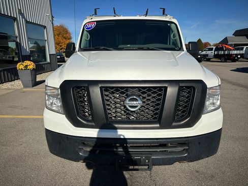 Used 2019 Nissan NV 2500 SV image 12