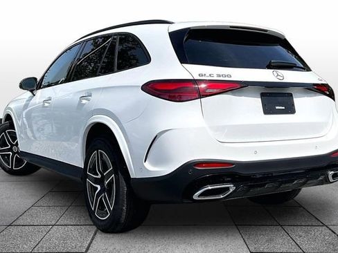 Certified 2026 Mercedes-Benz GLC 300 4MATIC image 4