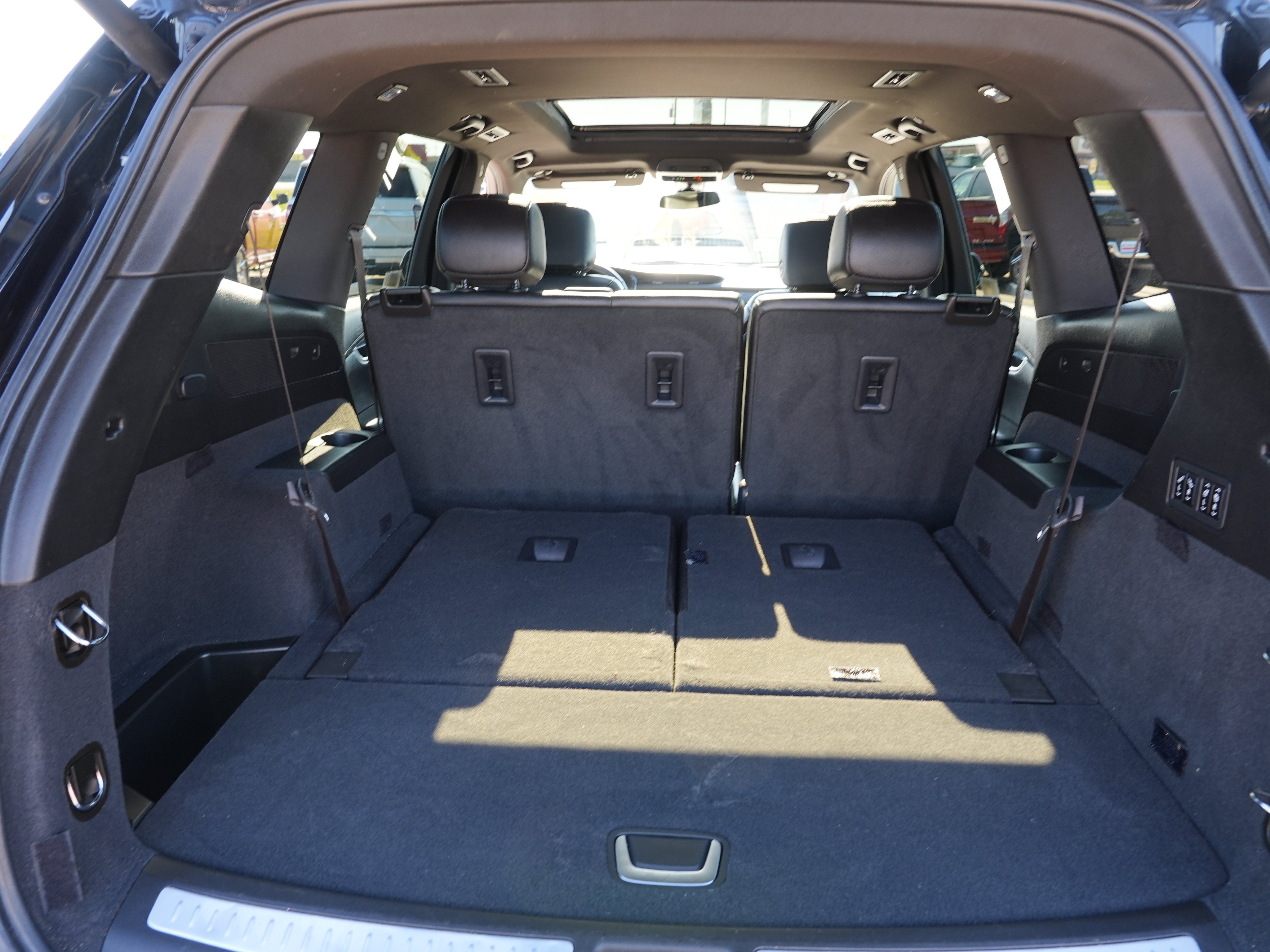 Used 2022 Cadillac XT6 Premium Luxury AWD/4WD image 27