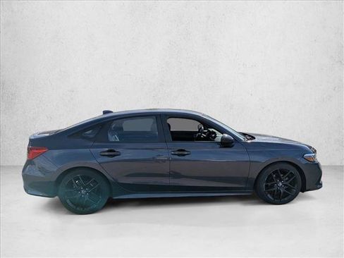 Used 2023 Honda Civic Sport image 4