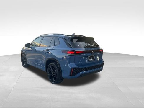 New 2026 Volkswagen Tiguan SE R-Line image 3