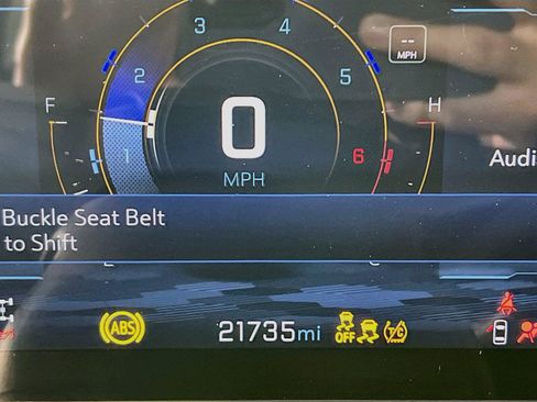 Used 2025 Chevrolet Equinox RS w/ Convenience Package III AWD/4WD image 13