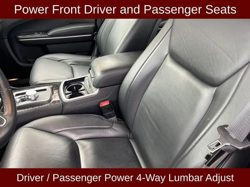 Used 2016 Chrysler 300 Limited w/ Driver Convenience Group image 14