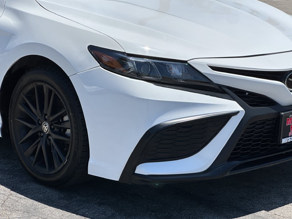 Used 2023 Toyota Camry SE w/ Convenience Package FWD image 14