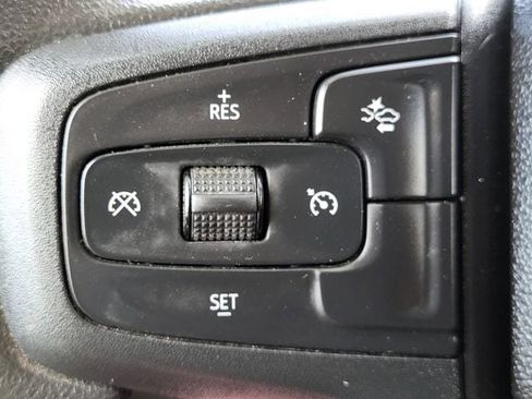 Used 2025 Chevrolet Silverado 2500 Custom w/ Custom Convenience Package image 11