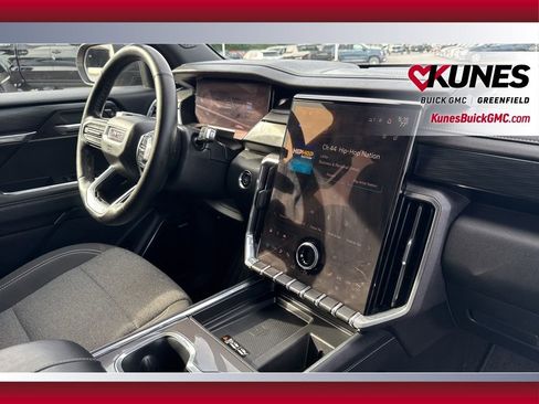 Used 2025 GMC Acadia Elevation AWD/4WD image 41