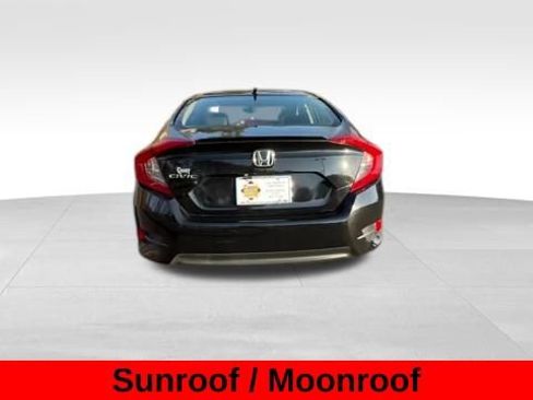 Used 2018 Honda Civic EX-T image 6