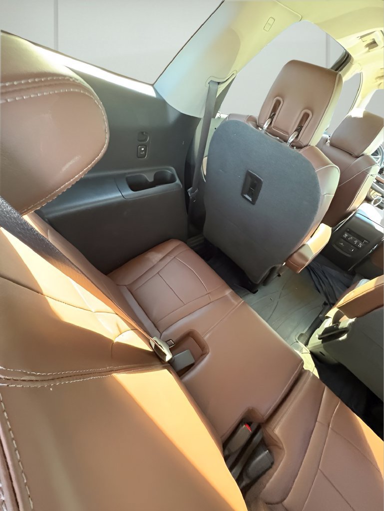 Used 2018 Buick Enclave Avenir w/ Avenir Technology Package AWD/4WD image 16