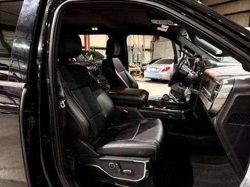 Used 2021 Ford F150 Lariat image 27