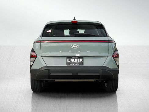 New 2026 Hyundai Kona SE image 5