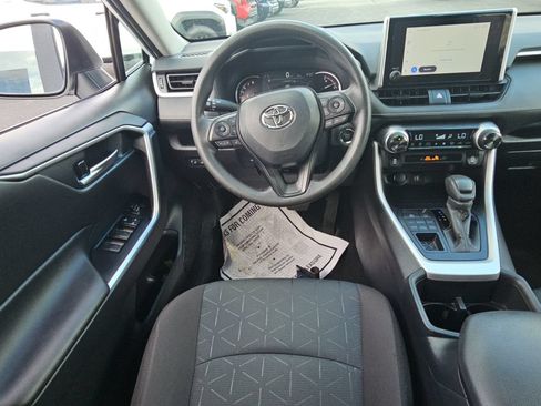 Certified 2025 Toyota RAV4 XLE AWD/4WD image 9