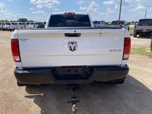 Used 2018 RAM 3500 Tradesman w/ Popular Equipment Group image 6