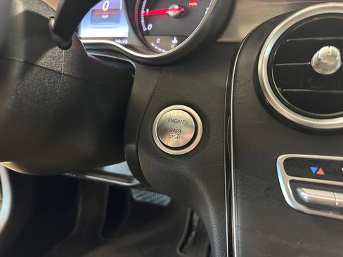Used 2018 Mercedes-Benz C 300 Sedan image 24