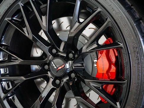 Used 2019 Chevrolet Corvette Z06 RWD image 72