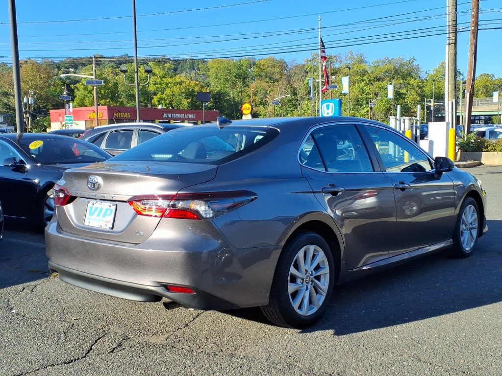 Used 2024 Toyota Camry LE FWD image 6