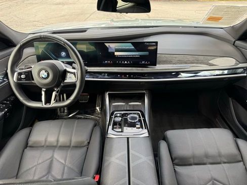 Certified 2024 BMW 760i xDrive AWD/4WD image 16
