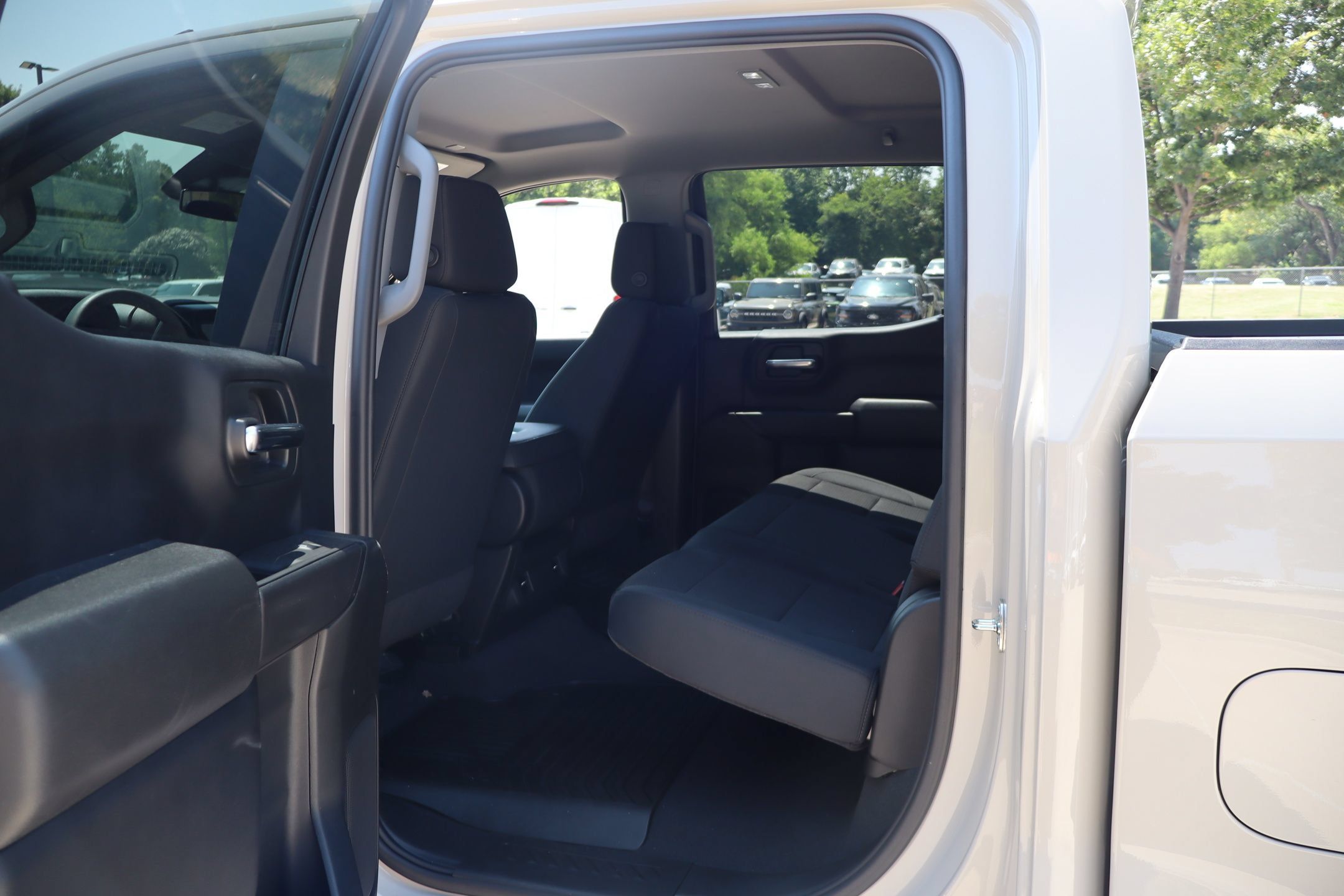 Used 2026 GMC Sierra 1500 Pro w/ Graphite Edition AWD/4WD image 27