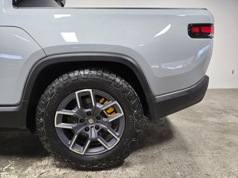 Used 2022 Rivian R1T Adventure image 55