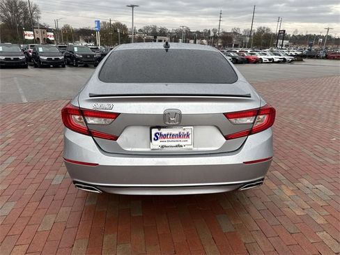 Used 2022 Honda Accord Sport image 35