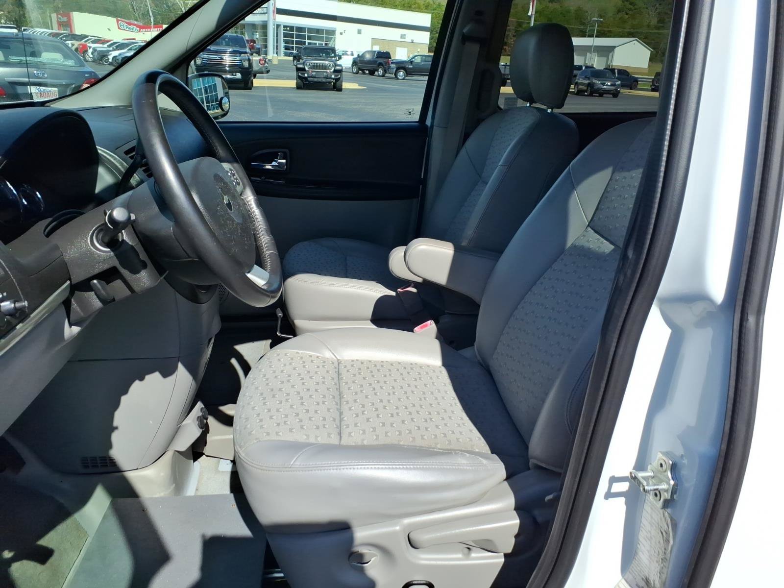Used 2008 Chevrolet Uplander w/ Climate Package FWD image 12