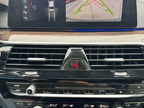 Used 2017 BMW 530i xDrive 530i xDrive Sedan 4D image 13