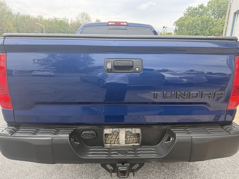 Used 2015 Toyota Tundra SR5 w/ TRD Off Road Package image 8