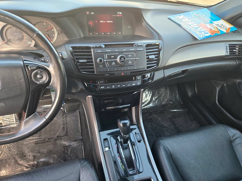 Used 2017 Honda Accord Sport Special Edition image 16
