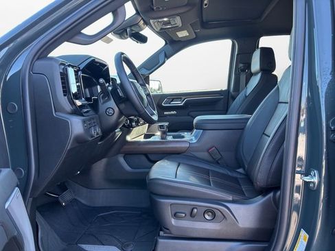 New 2026 Chevrolet Silverado 1500 High Country AWD/4WD image 9