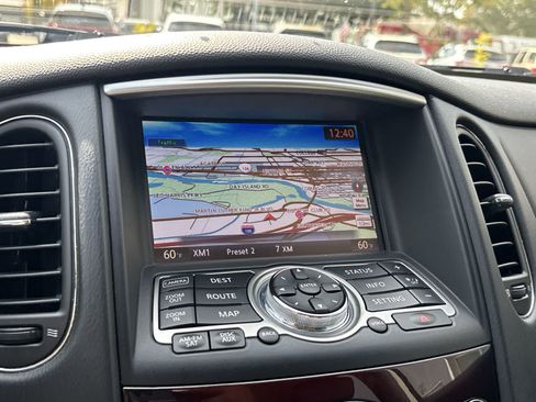 Used 2017 INFINITI QX50 AWD w/ Premium Plus Package image 17