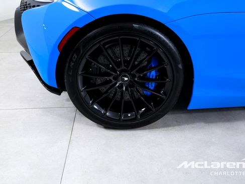 New 2025 McLaren Artura Spider image 27