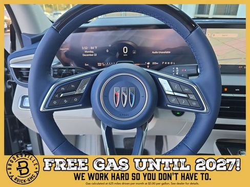 New 2026 Buick Enclave Avenir w/ Super Cruise Package FWD image 28