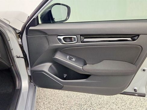 Used 2025 Honda Civic Sport Touring image 25