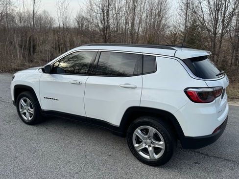 Used 2023 Jeep Compass Latitude w/ Convenience Group image 8