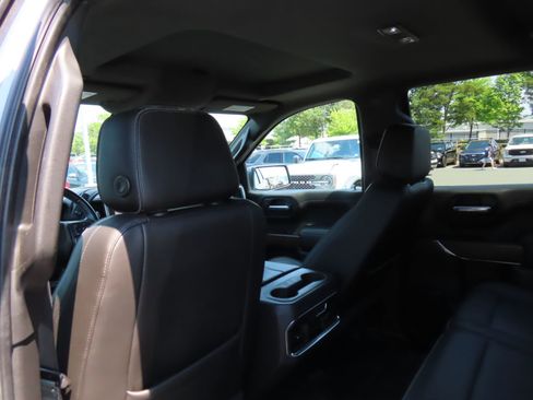 Used 2019 Chevrolet Silverado 1500 High Country AWD/4WD image 35