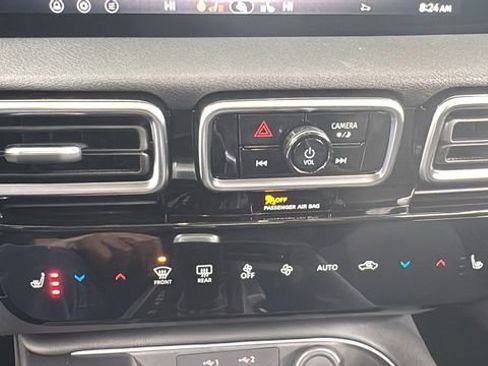 New 2026 Nissan Sentra SR w/ SR Premium Package image 24