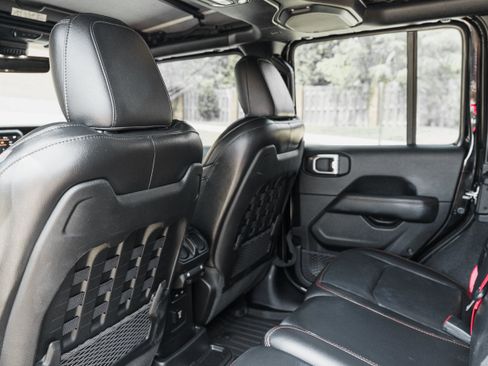 Used 2020 Jeep Wrangler Unlimited Rubicon w/ Quick Order Package 28Y Recon AWD/4WD image 25