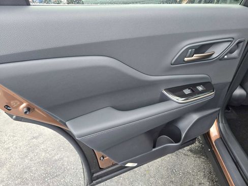 New 2025 Toyota Crown Signia image 19