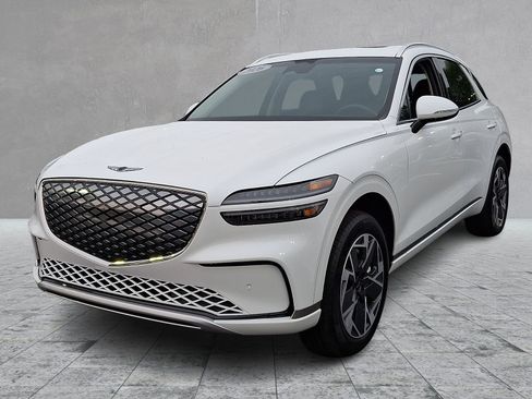Certified 2026 Genesis Electrified GV70 AWD/4WD image 3