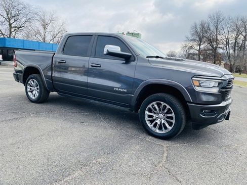 Used 2019 RAM 1500 Laramie image 9