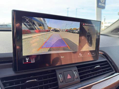 Used 2022 Audi Q5 2.0T Prestige image 18