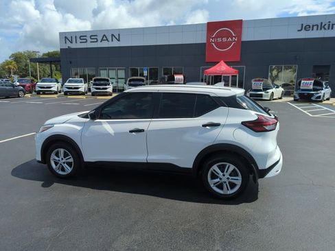 Certified 2024 Nissan Kicks S FWD image 10