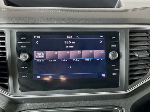 Used 2018 Volkswagen Atlas SE image 21
