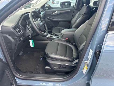 New 2026 Ford Escape SE FWD image 39