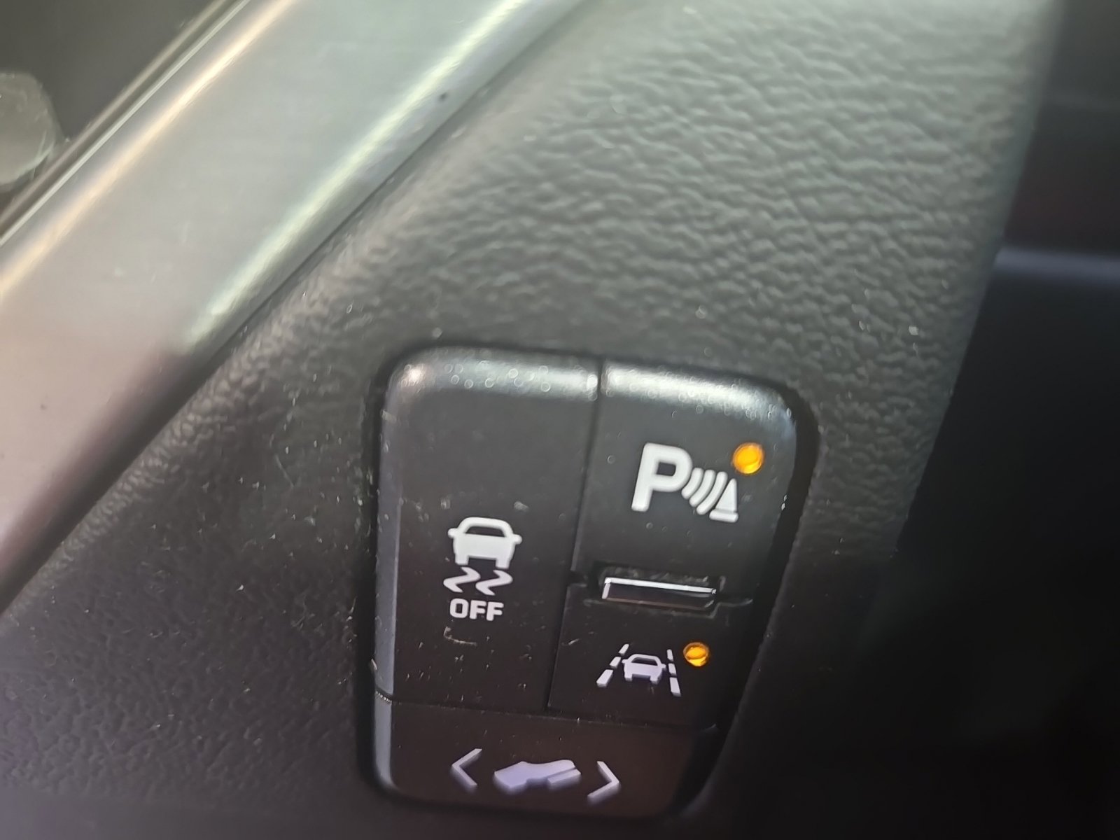Used 2020 GMC Yukon XL SLT RWD image 15